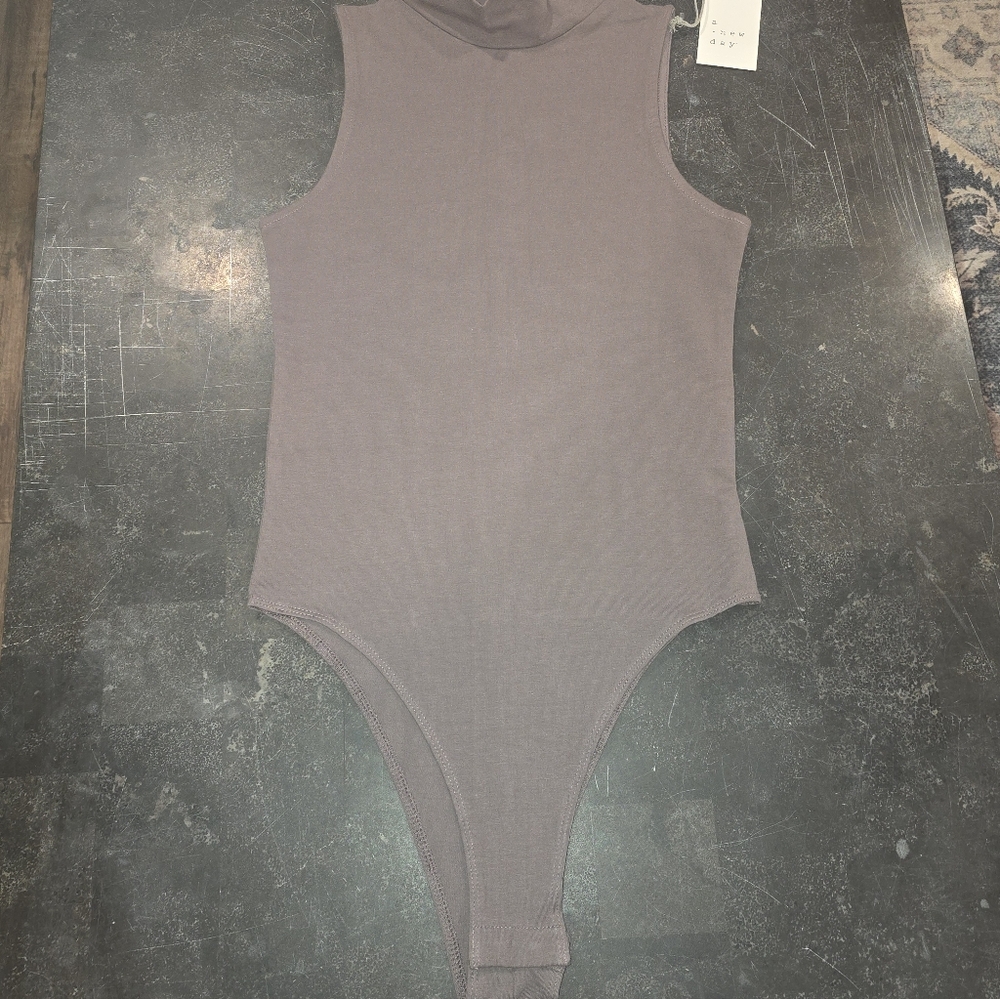 a new day Womens Sleeveless Bodysuit in Mauve